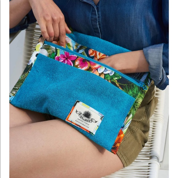 Sun of a beach waterproof pouch - Picture 7 of 8